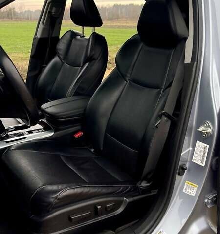 Серый Акура ТЛХ, объемом двигателя 2.36 л и пробегом 70 тыс. км за 16700 $, фото 16 на Automoto.ua