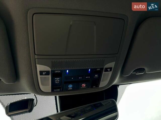 Серый Акура ТЛХ, объемом двигателя 2.36 л и пробегом 70 тыс. км за 16700 $, фото 15 на Automoto.ua