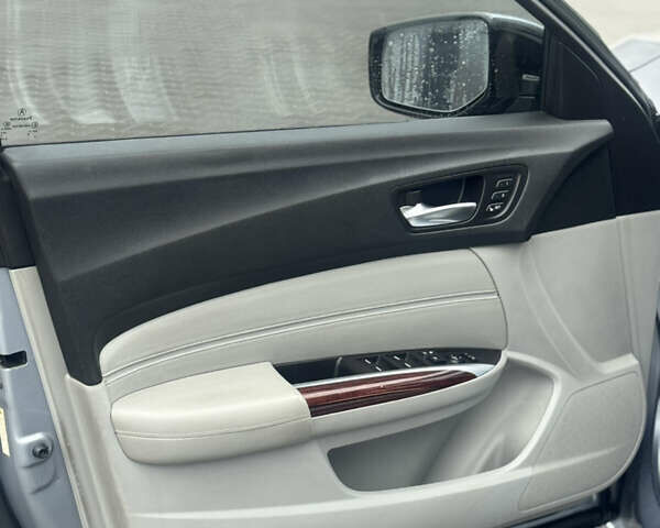 Сірий Акура ТЛХ, об'ємом двигуна 2.36 л та пробігом 112 тис. км за 11950 $, фото 51 на Automoto.ua