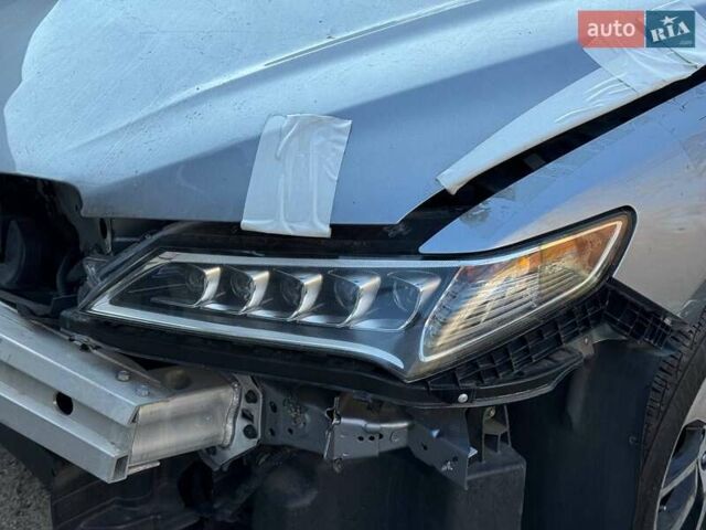 Серый Акура ТЛХ, объемом двигателя 2.4 л и пробегом 120 тыс. км за 7300 $, фото 2 на Automoto.ua