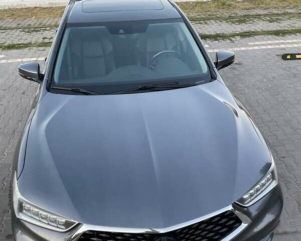 Серый Акура ТЛХ, объемом двигателя 2.36 л и пробегом 133 тыс. км за 15900 $, фото 5 на Automoto.ua