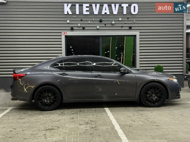 Серый Акура ТЛХ, объемом двигателя 2.4 л и пробегом 120 тыс. км за 13500 $, фото 7 на Automoto.ua