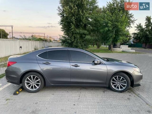 Серый Акура ТЛХ, объемом двигателя 2.36 л и пробегом 133 тыс. км за 15900 $, фото 1 на Automoto.ua