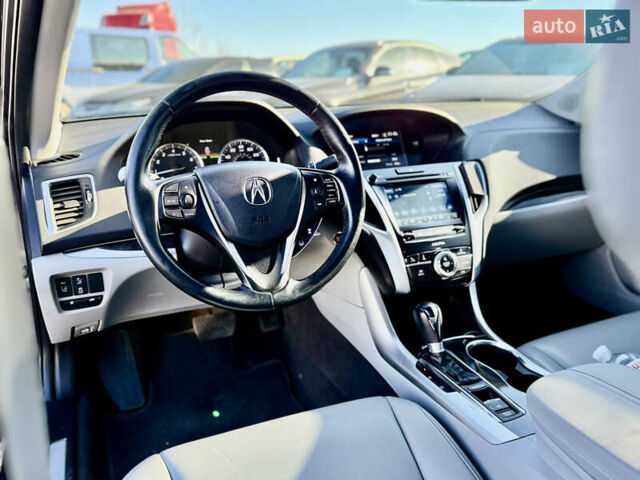 Серый Акура ТЛХ, объемом двигателя 2.36 л и пробегом 98 тыс. км за 16999 $, фото 49 на Automoto.ua