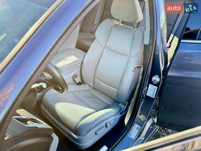 Серый Акура ТЛХ, объемом двигателя 2.36 л и пробегом 98 тыс. км за 16999 $, фото 52 на Automoto.ua