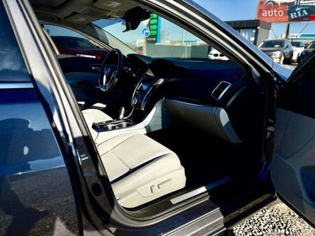 Серый Акура ТЛХ, объемом двигателя 2.36 л и пробегом 98 тыс. км за 16999 $, фото 61 на Automoto.ua