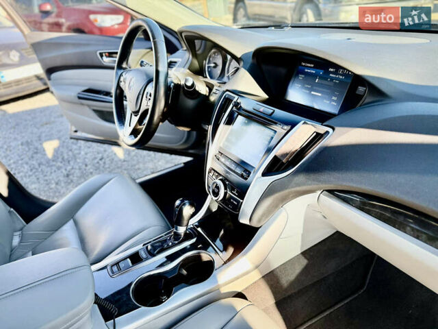 Серый Акура ТЛХ, объемом двигателя 2.36 л и пробегом 98 тыс. км за 16999 $, фото 64 на Automoto.ua