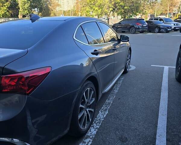 Серый Акура ТЛХ, объемом двигателя 3.47 л и пробегом 96 тыс. км за 19000 $, фото 16 на Automoto.ua