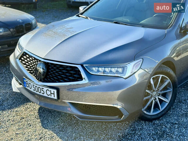 Серый Акура ТЛХ, объемом двигателя 2.36 л и пробегом 98 тыс. км за 16999 $, фото 10 на Automoto.ua