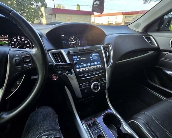 Серый Акура ТЛХ, объемом двигателя 3.47 л и пробегом 96 тыс. км за 19000 $, фото 8 на Automoto.ua