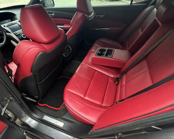 Серый Акура ТЛХ, объемом двигателя 2.5 л и пробегом 79 тыс. км за 19500 $, фото 7 на Automoto.ua