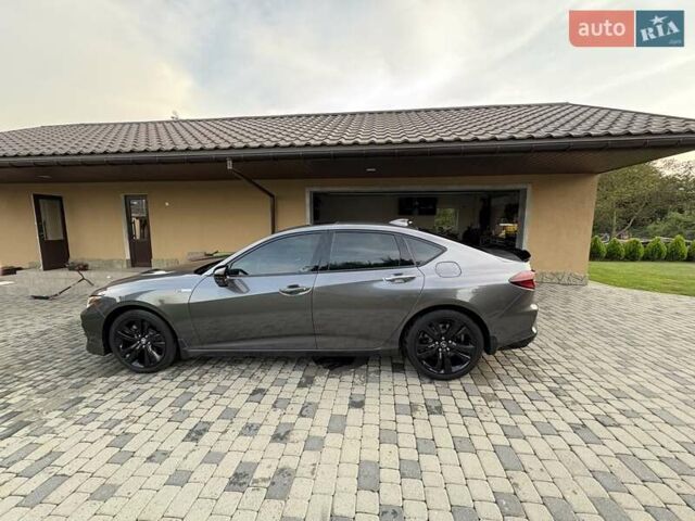 Серый Акура ТЛХ, объемом двигателя 2 л и пробегом 55 тыс. км за 33000 $, фото 3 на Automoto.ua