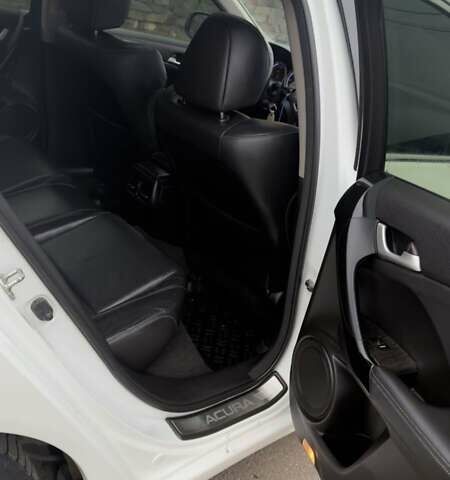 Белый Акура ТСХ, объемом двигателя 2.4 л и пробегом 203 тыс. км за 10100 $, фото 11 на Automoto.ua