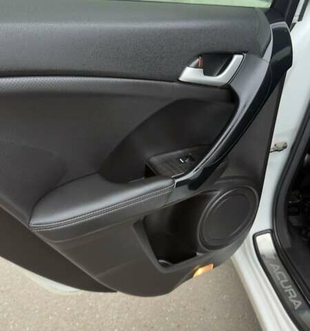 Белый Акура ТСХ, объемом двигателя 2.4 л и пробегом 203 тыс. км за 10100 $, фото 15 на Automoto.ua