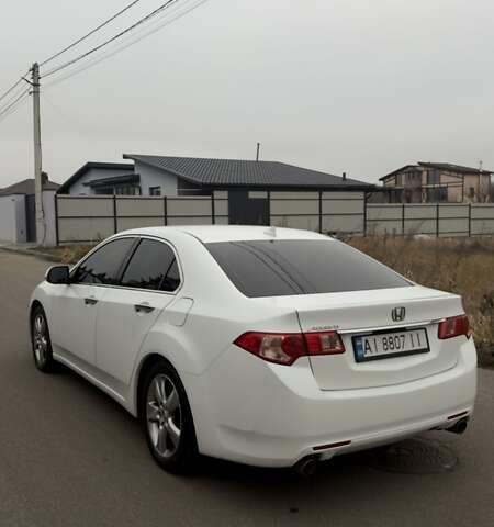 Белый Акура ТСХ, объемом двигателя 2.4 л и пробегом 203 тыс. км за 10100 $, фото 5 на Automoto.ua