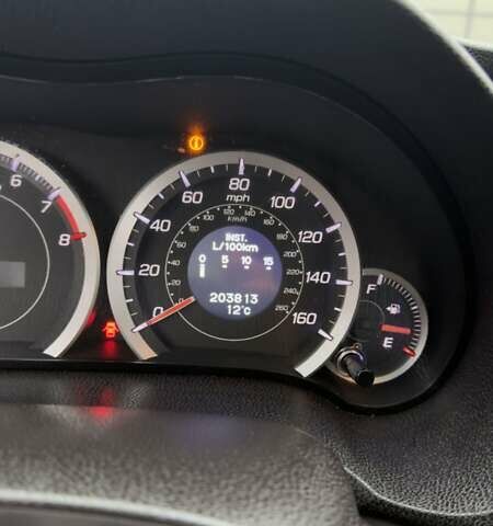 Белый Акура ТСХ, объемом двигателя 2.4 л и пробегом 203 тыс. км за 10100 $, фото 9 на Automoto.ua