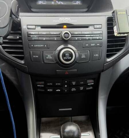 Белый Акура ТСХ, объемом двигателя 2.4 л и пробегом 203 тыс. км за 10100 $, фото 7 на Automoto.ua