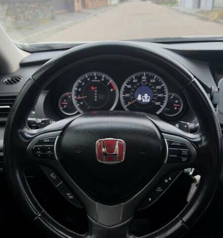 Белый Акура ТСХ, объемом двигателя 2.4 л и пробегом 203 тыс. км за 10100 $, фото 8 на Automoto.ua