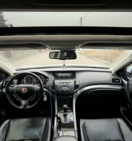 Белый Акура ТСХ, объемом двигателя 2.4 л и пробегом 203 тыс. км за 10100 $, фото 6 на Automoto.ua