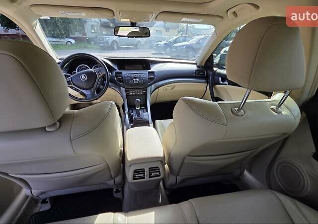 Белый Акура ТСХ, объемом двигателя 2.4 л и пробегом 200 тыс. км за 11400 $, фото 27 на Automoto.ua