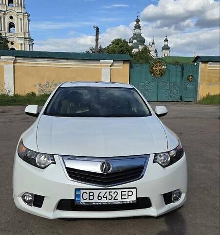 Белый Акура ТСХ, объемом двигателя 2.4 л и пробегом 200 тыс. км за 11400 $, фото 6 на Automoto.ua