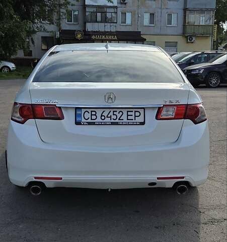 Белый Акура ТСХ, объемом двигателя 2.4 л и пробегом 200 тыс. км за 11400 $, фото 19 на Automoto.ua