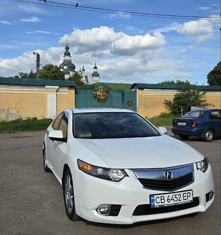Белый Акура ТСХ, объемом двигателя 2.4 л и пробегом 200 тыс. км за 11400 $, фото 4 на Automoto.ua