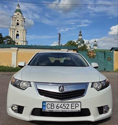 Белый Акура ТСХ, объемом двигателя 2.4 л и пробегом 200 тыс. км за 11400 $, фото 11 на Automoto.ua