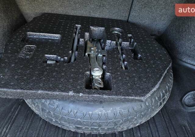 Белый Акура ТСХ, объемом двигателя 2.4 л и пробегом 200 тыс. км за 11400 $, фото 42 на Automoto.ua