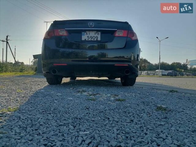 Черный Акура ТСХ, объемом двигателя 2.4 л и пробегом 210 тыс. км за 10000 $, фото 6 на Automoto.ua