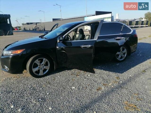 Черный Акура ТСХ, объемом двигателя 2.4 л и пробегом 210 тыс. км за 10000 $, фото 16 на Automoto.ua