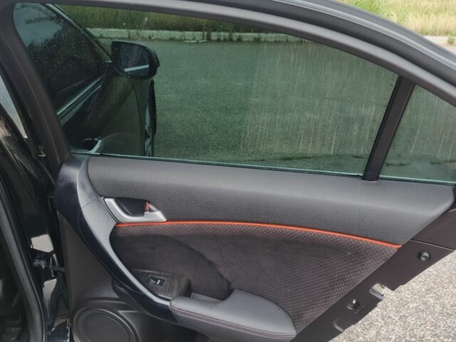 Черный Акура ТСХ, объемом двигателя 0 л и пробегом 3 тыс. км за 9300 $, фото 6 на Automoto.ua