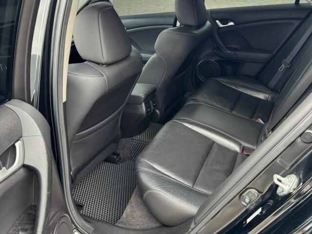 Чорний Акура ТСХ, об'ємом двигуна 2.4 л та пробігом 184 тис. км за 11000 $, фото 1 на Automoto.ua