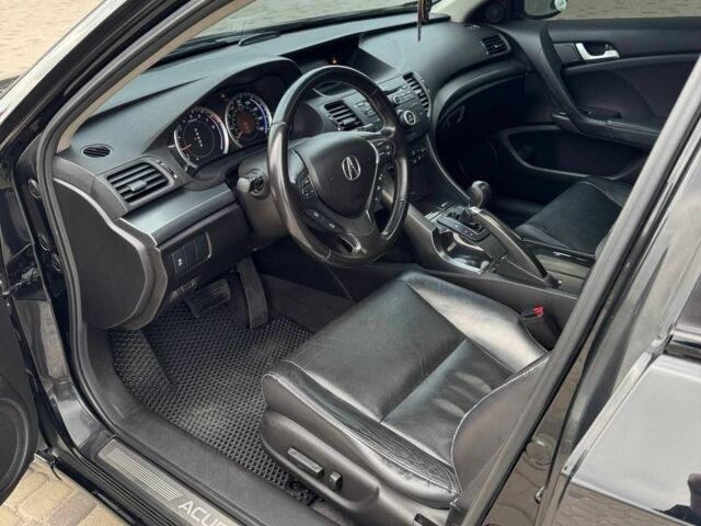 Чорний Акура ТСХ, об'ємом двигуна 2.4 л та пробігом 184 тис. км за 11000 $, фото 7 на Automoto.ua
