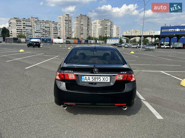 Черный Акура ТСХ, объемом двигателя 2.4 л и пробегом 208 тыс. км за 11500 $, фото 4 на Automoto.ua