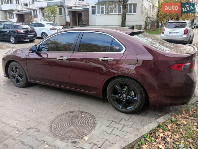 Красный Акура ТСХ, объемом двигателя 2.35 л и пробегом 290 тыс. км за 10200 $, фото 4 на Automoto.ua