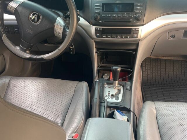 Серый Акура ТСХ, объемом двигателя 2.4 л и пробегом 151 тыс. км за 4700 $, фото 16 на Automoto.ua