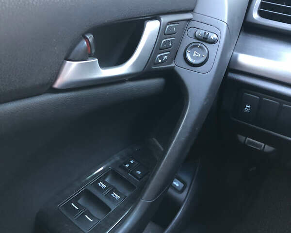 Акура ТСХ 2011 в Виннице на Automoto.ua Серый Акура ТСХ, объемом двигателя 2.4 л и пробегом 214 тыс. км за 9700 $, фото 25 на Automoto.ua