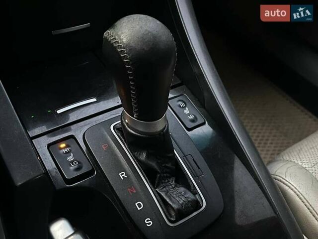 Серый Акура ТСХ, объемом двигателя 2.35 л и пробегом 200 тыс. км за 9990 $, фото 29 на Automoto.ua