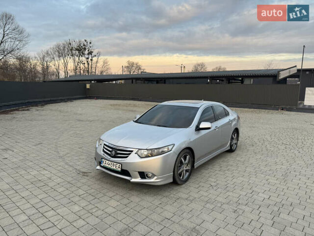 Серый Акура ТСХ, объемом двигателя 2.4 л и пробегом 217 тыс. км за 9300 $, фото 1 на Automoto.ua