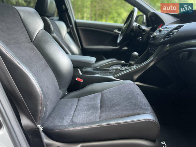 Серый Акура ТСХ, объемом двигателя 2.4 л и пробегом 173 тыс. км за 9100 $, фото 22 на Automoto.ua