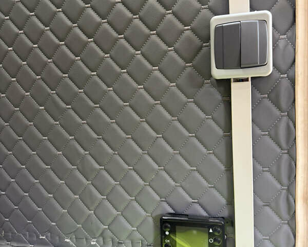 Адриа 390Q 1987 в Беляевке на Automoto.ua Адриа 390Q, объемом двигателя 0 л и пробегом 0 тыс. км за 5000 $, фото 7 на Automoto.ua