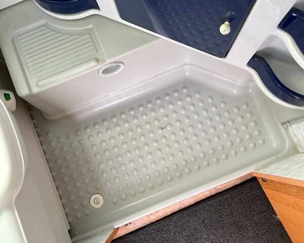 Адриа Адриа, объемом двигателя 0 л и пробегом 3 тыс. км за 7900 $, фото 28 на Automoto.ua