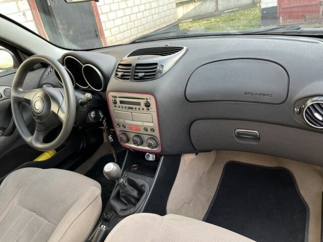 Чорний Альфа Civic Coupe, об'ємом двигуна 1.9 л та пробігом 255 тис. км за 3500 $, фото 13 на Automoto.ua