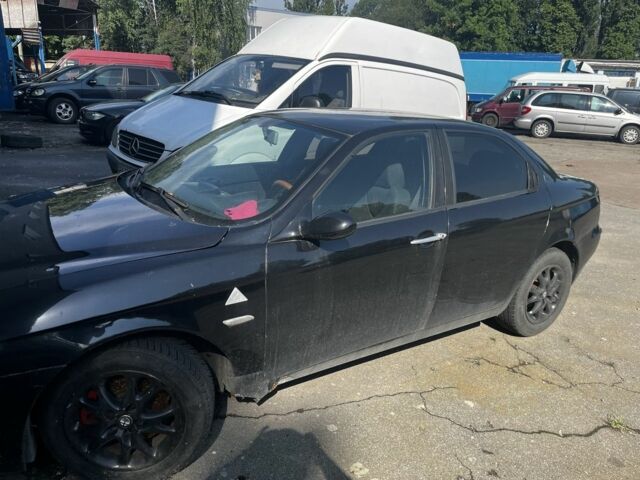 Черный Альфа 156, объемом двигателя 1.7 л и пробегом 260 тыс. км за 1350 $, фото 1 на Automoto.ua