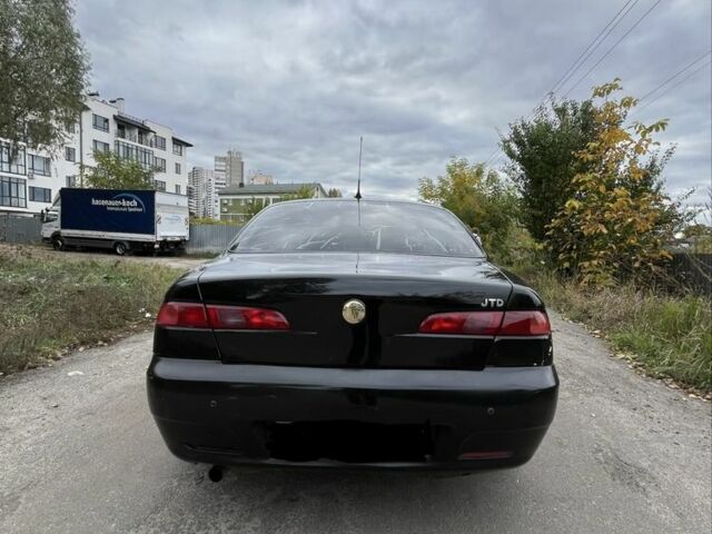 Черный Альфа 156, объемом двигателя 1.9 л и пробегом 281 тыс. км за 2450 $, фото 5 на Automoto.ua