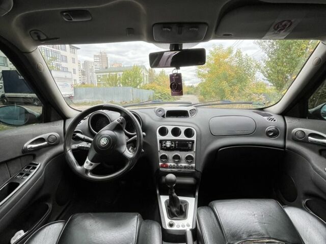 Черный Альфа 156, объемом двигателя 1.9 л и пробегом 281 тыс. км за 2450 $, фото 8 на Automoto.ua