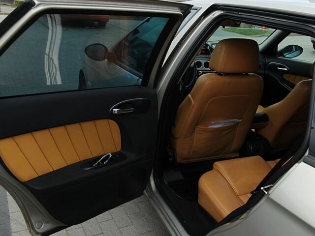 Серый Альфа 156, объемом двигателя 1.9 л и пробегом 360 тыс. км за 3500 $, фото 4 на Automoto.ua