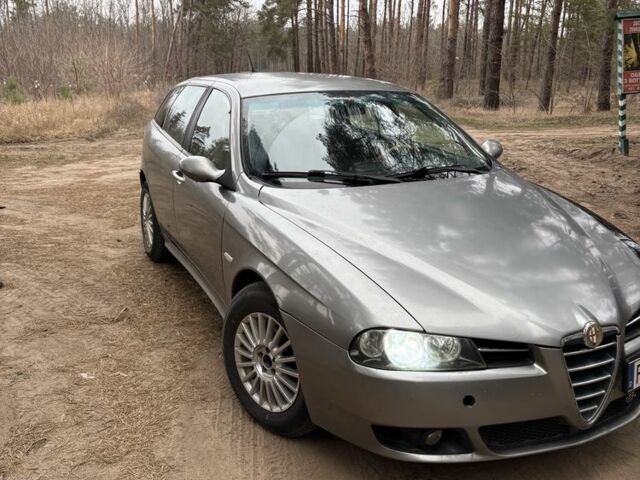 Серый Альфа 156, объемом двигателя 2.4 л и пробегом 310 тыс. км за 1500 $, фото 5 на Automoto.ua