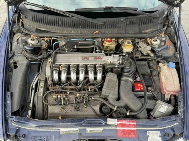 Синий Альфа 156, объемом двигателя 2.5 л и пробегом 305 тыс. км за 4333 $, фото 21 на Automoto.ua